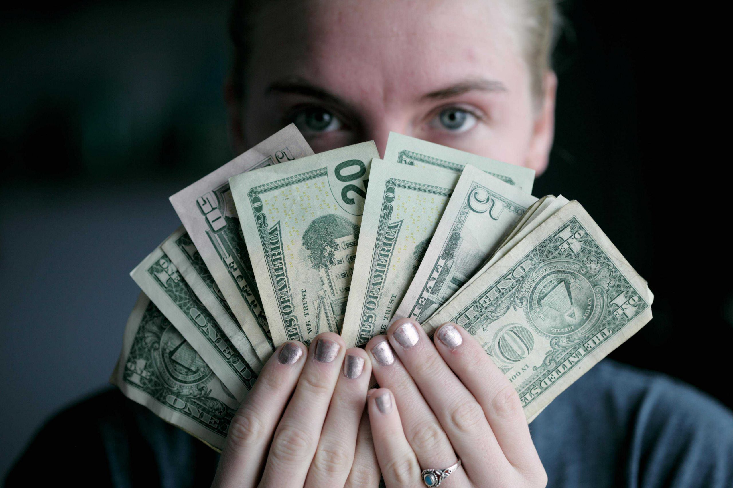 how women can reduce their anxiety over money by making smarter moves.